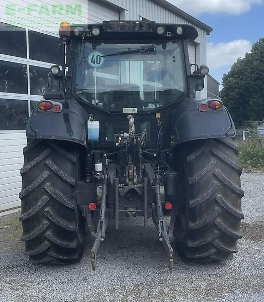 Valtra n123 - Traktor: das Bild 5 Valtra n123 - Traktor: das Bild 5