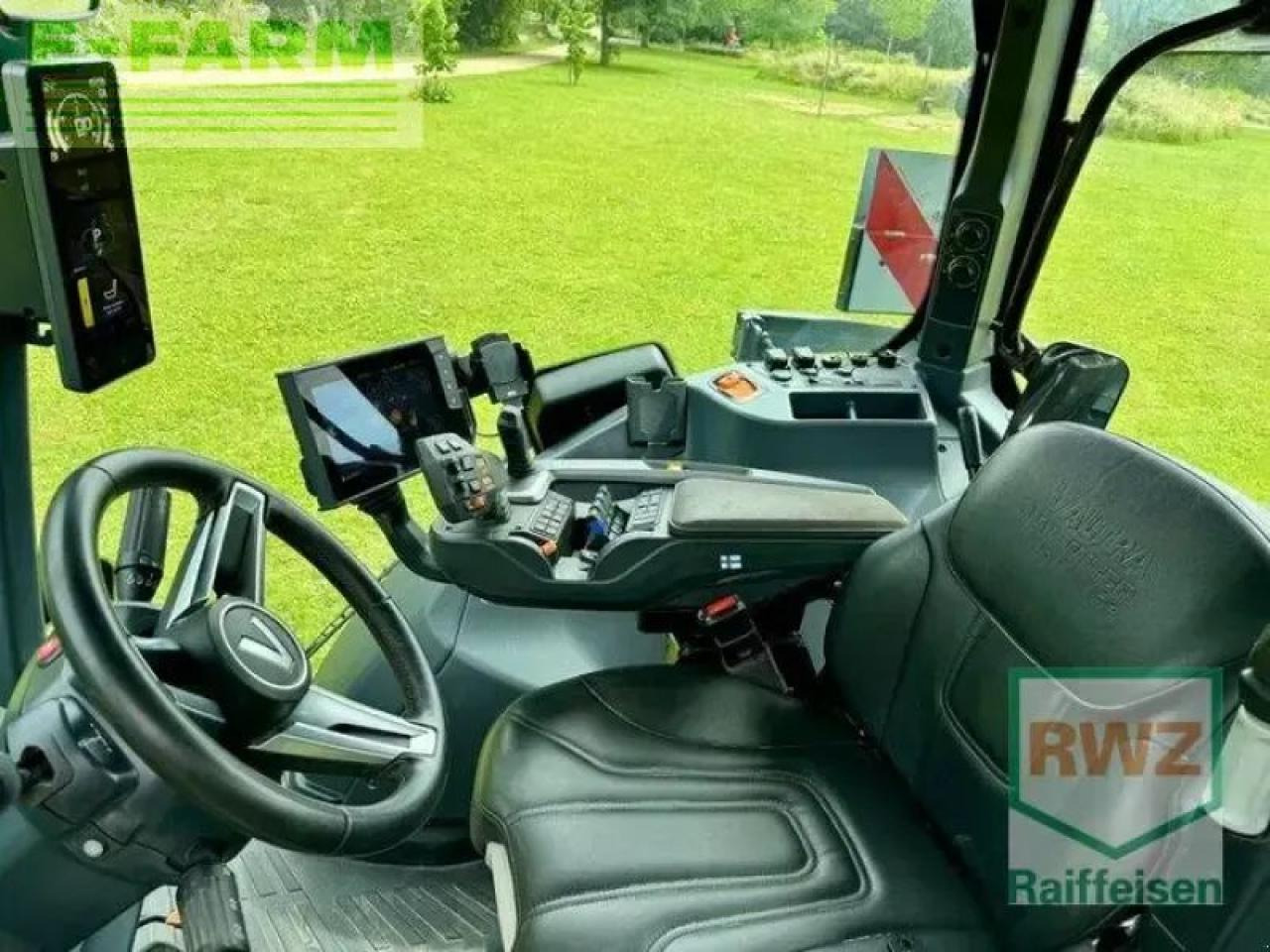 Valtra q305 - Traktor: das Bild 3 Valtra q305 - Traktor: das Bild 3