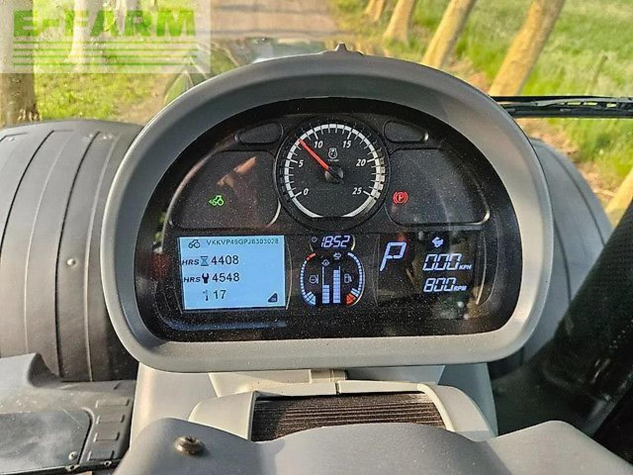 Traktor Valtra s394 smarttouch twintrac s274 s294 s324 s354 s374 fendt agco: das Bild 18