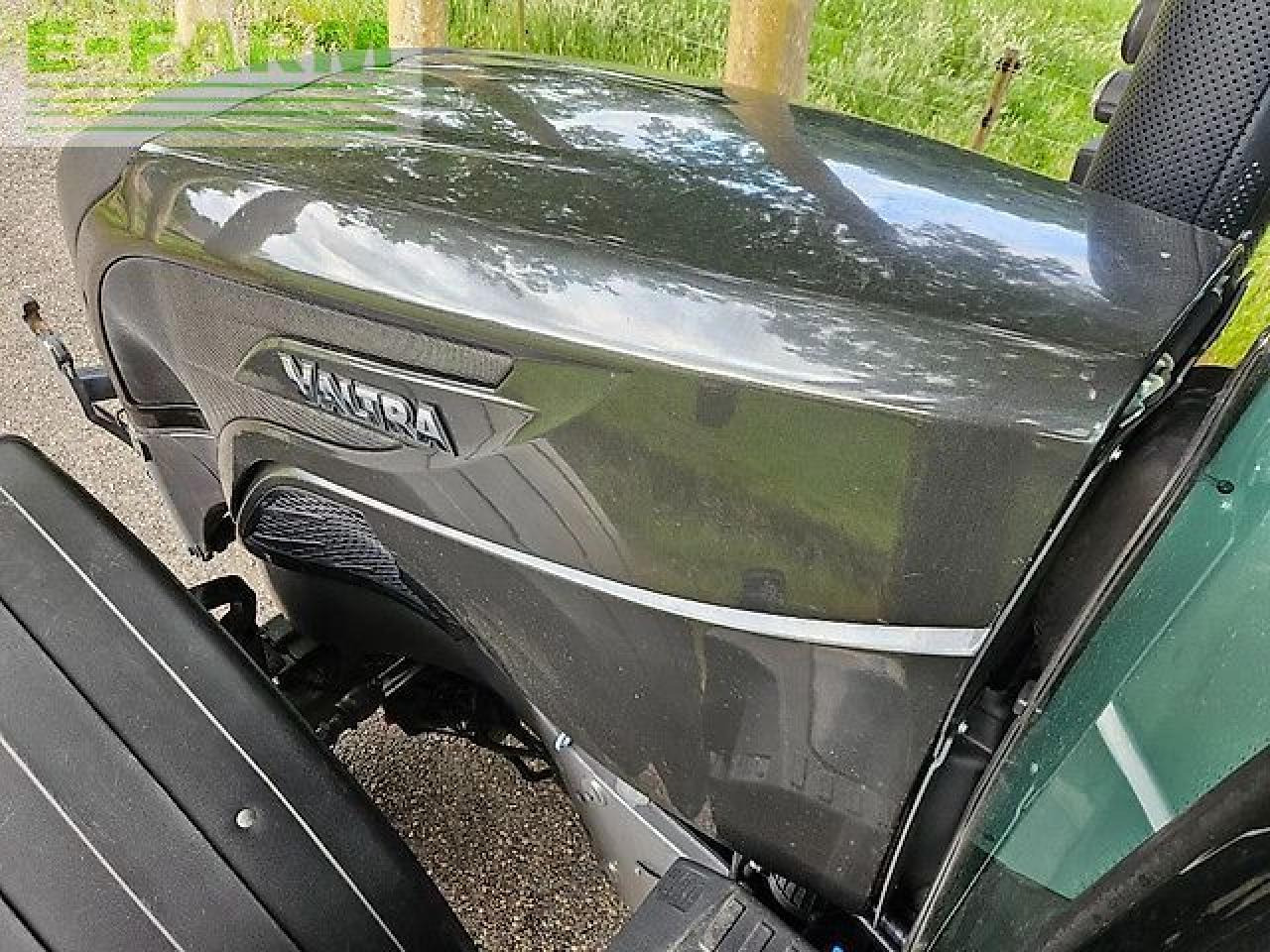 Traktor Valtra s394 smarttouch twintrac s274 s294 s324 s354 s374 fendt agco: das Bild 10