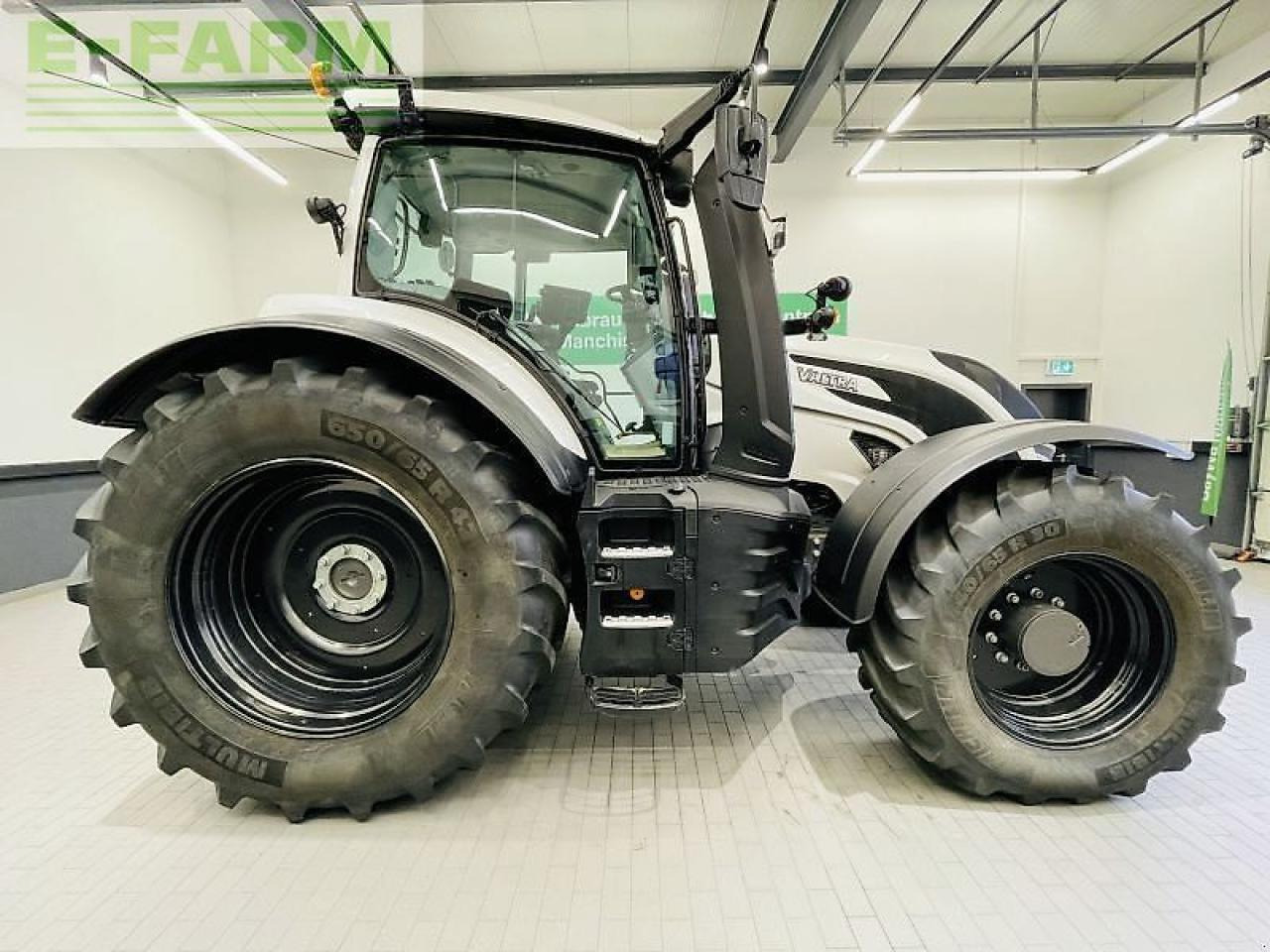 Valtra t235d - Traktor: das Bild 4 Valtra t235d - Traktor: das Bild 4