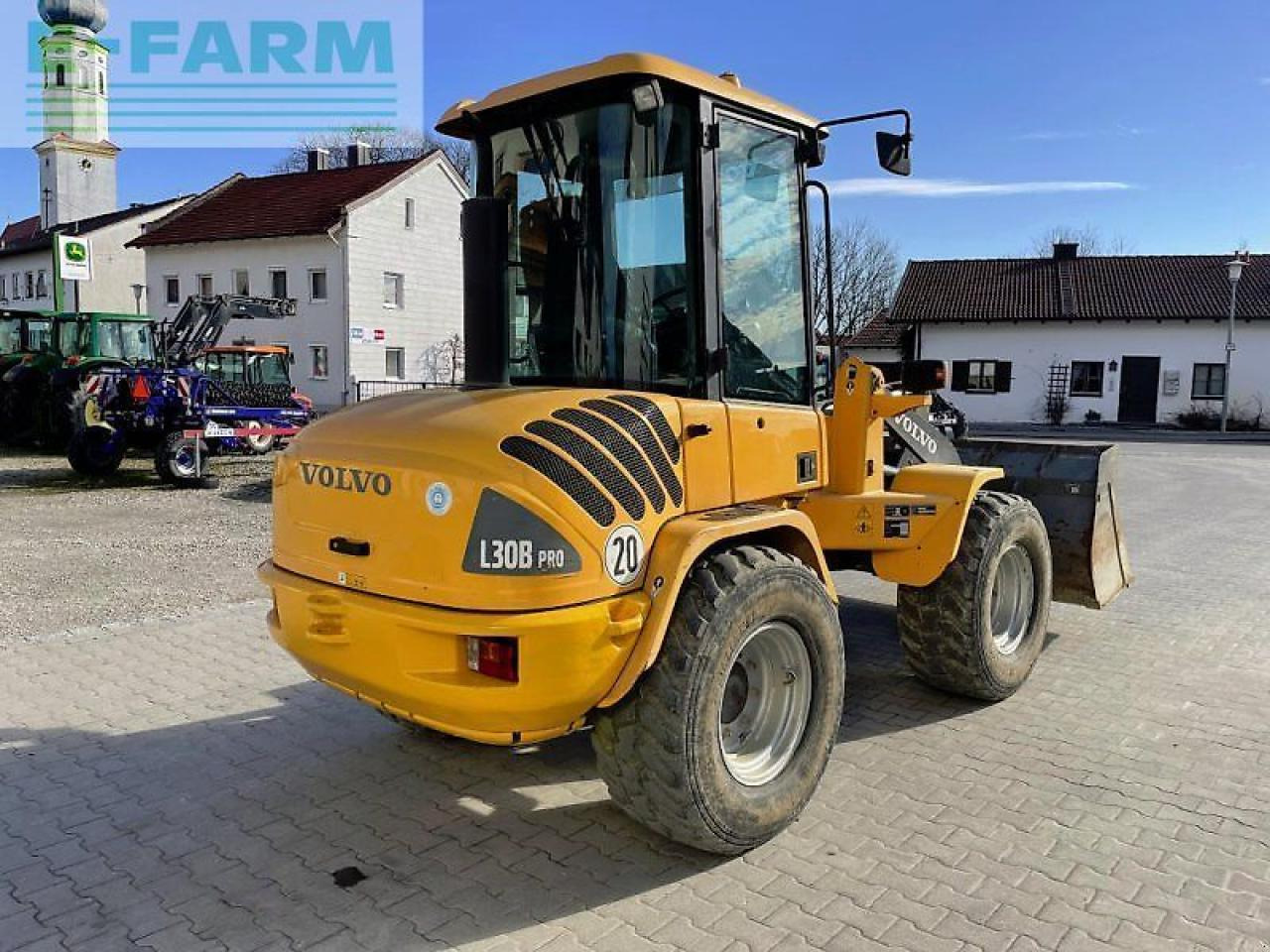 Volvo l 30b pro - Minibagger: das Bild 4 Volvo l 30b pro - Minibagger: das Bild 4