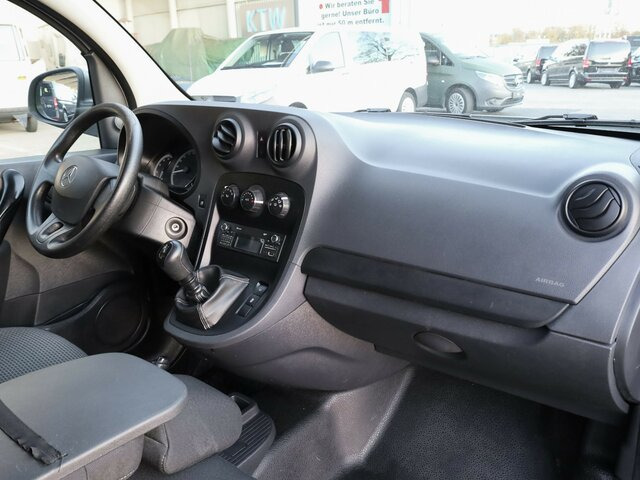 MERCEDES-BENZ Citan 111 CDI Kasten,Klima... - Kleintransporter: das Bild 5 MERCEDES-BENZ Citan 111 CDI Kasten,Klima... - Kleintransporter: das Bild 5