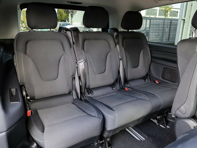 MERCEDES-BENZ EQV 300 lang,7Sitze,Schiebetür elektrisch,LED... - Personentransporter, Elektro-Transporter: das Bild 4 MERCEDES-BENZ EQV 300 lang,7Sitze,Schiebetür elektrisch,LED... - Personentransporter, Elektro-Transporter: das Bild 4