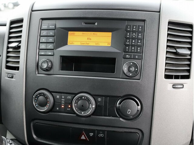 MERCEDES-BENZ Sprinter 316CDI DOKA,Allrad,Klima,AHK,TCO... - Pritsche Transporter, Transporter mit Doppelkabine: das Bild 5 MERCEDES-BENZ Sprinter 316CDI DOKA,Allrad,Klima,AHK,TCO... - Pritsche Transporter, Transporter mit Doppelkabine: das Bild 5