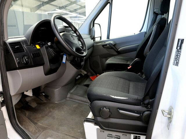 MERCEDES-BENZ Sprinter 316CDI DOKA,Allrad,Klima - Pritsche Transporter, Transporter mit Doppelkabine: das Bild 2 MERCEDES-BENZ Sprinter 316CDI DOKA,Allrad,Klima - Pritsche Transporter, Transporter mit Doppelkabine: das Bild 2