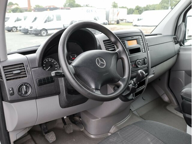 MERCEDES-BENZ Sprinter 316CDI DOKA,Allrad,Klima - Pritsche Transporter, Transporter mit Doppelkabine: das Bild 4 MERCEDES-BENZ Sprinter 316CDI DOKA,Allrad,Klima - Pritsche Transporter, Transporter mit Doppelkabine: das Bild 4