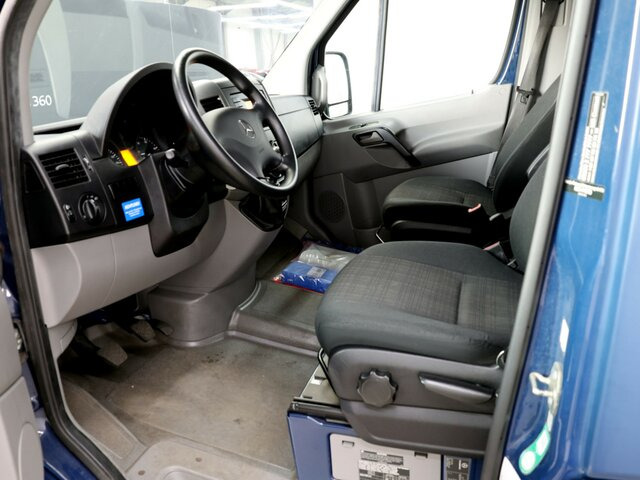 MERCEDES-BENZ Sprinter 316CDI DOKA,Allrad,Klima - Pritsche Transporter, Transporter mit Doppelkabine: das Bild 2 MERCEDES-BENZ Sprinter 316CDI DOKA,Allrad,Klima - Pritsche Transporter, Transporter mit Doppelkabine: das Bild 2