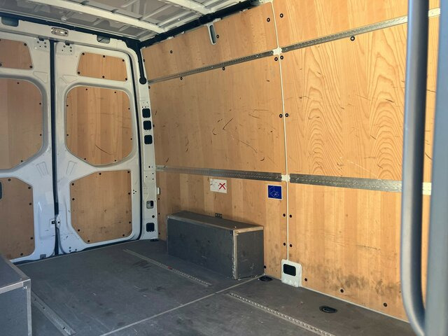 MERCEDES-BENZ Sprinter 317 CDI,3665mm,Automatik,Kamera - Kastenwagen: das Bild 2 MERCEDES-BENZ Sprinter 317 CDI,3665mm,Automatik,Kamera - Kastenwagen: das Bild 2