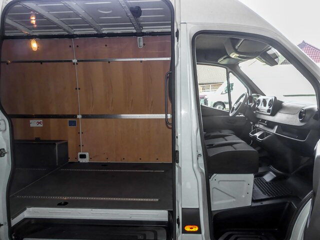 MERCEDES-BENZ Sprinter 317 CDI,3665mm,Automatik,Kamera - Kastenwagen: das Bild 2 MERCEDES-BENZ Sprinter 317 CDI,3665mm,Automatik,Kamera - Kastenwagen: das Bild 2