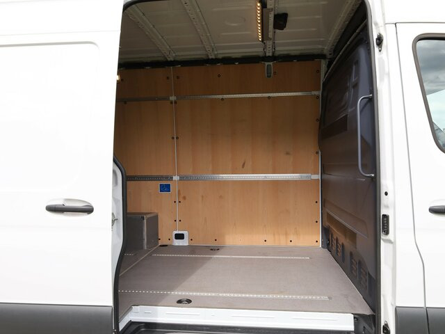MERCEDES-BENZ Sprinter 317 CDI Kasten,L2H2,MBUX,Kamera - Kastenwagen: das Bild 2 MERCEDES-BENZ Sprinter 317 CDI Kasten,L2H2,MBUX,Kamera - Kastenwagen: das Bild 2