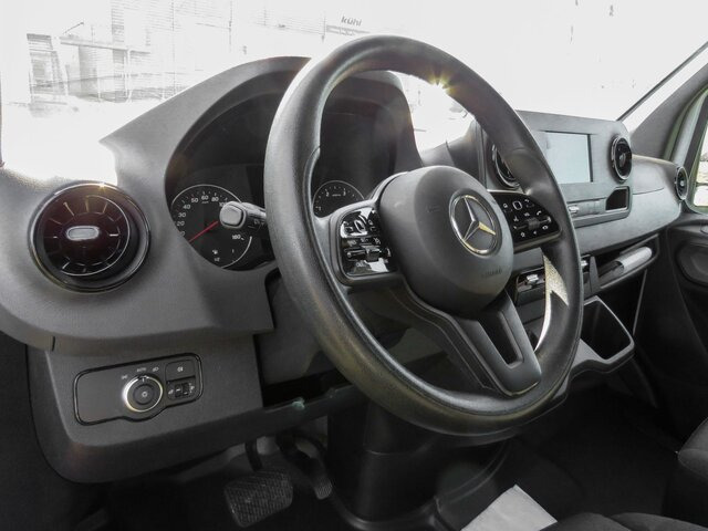MERCEDES-BENZ Sprinter 317 Maxi,9GTronic,MBUX,Kamera - Kastenwagen: das Bild 4 MERCEDES-BENZ Sprinter 317 Maxi,9GTronic,MBUX,Kamera - Kastenwagen: das Bild 4
