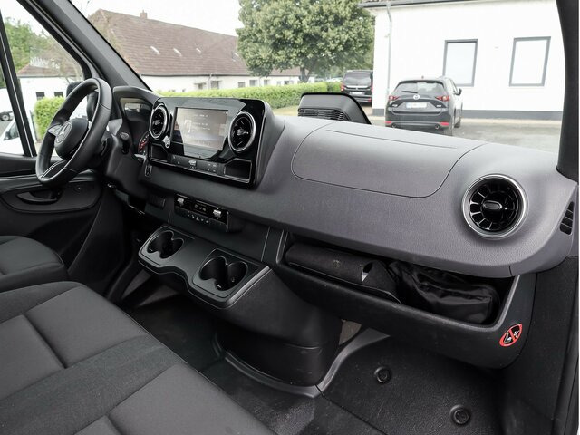 MERCEDES-BENZ Sprinter 317 Maxi,9GTronic,MBUX,Kamera - Kastenwagen: das Bild 2 MERCEDES-BENZ Sprinter 317 Maxi,9GTronic,MBUX,Kamera - Kastenwagen: das Bild 2