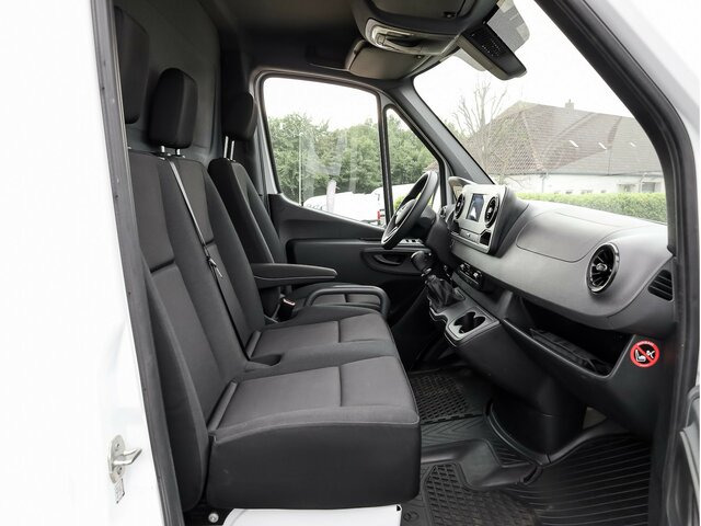 MERCEDES-BENZ Sprinter317CDI Maxi Koffer,LBW,Klima,Kamera - Koffer Transporter: das Bild 2 MERCEDES-BENZ Sprinter317CDI Maxi Koffer,LBW,Klima,Kamera - Koffer Transporter: das Bild 2