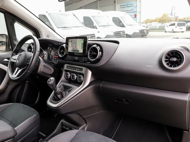 MERCEDES-BENZ T 180 Progressive,AMF Rollstuhlrampe,LED,Navi... - Personentransporter: das Bild 5 MERCEDES-BENZ T 180 Progressive,AMF Rollstuhlrampe,LED,Navi... - Personentransporter: das Bild 5