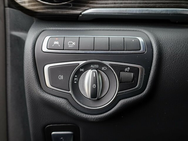 Personentransporter MERCEDES-BENZ V 300 Avantgarde,Extralang,2xSchiebetür el.,AHK...: das Bild 11 Personentransporter MERCEDES-BENZ V 300 Avantgarde,Extralang,2xSchiebetür el.,AHK...: das Bild 11