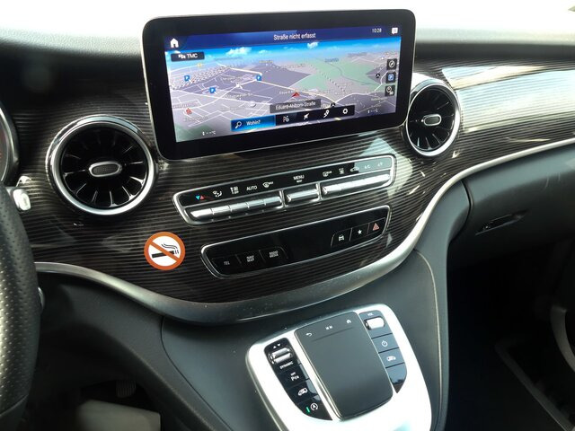 MERCEDES-BENZ V 300 Avantgarde Extralang,2xSchiebetür el.,AHK... - Personentransporter: das Bild 5 MERCEDES-BENZ V 300 Avantgarde Extralang,2xSchiebetür el.,AHK... - Personentransporter: das Bild 5