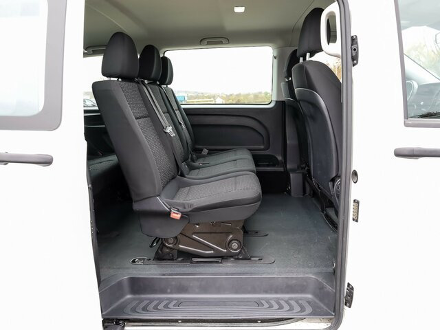 MERCEDES-BENZ Vito 114 TourerPro,Allrad,Automatik,8 Sitzer... - Kleinbus, Personentransporter: das Bild 2 MERCEDES-BENZ Vito 114 TourerPro,Allrad,Automatik,8 Sitzer... - Kleinbus, Personentransporter: das Bild 2