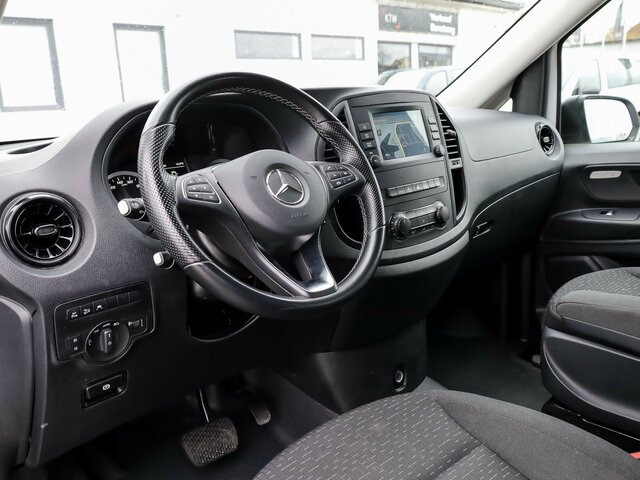 MERCEDES-BENZ Vito 114 TourerPro,Allrad,Automatik,8 Sitzer... - Kleinbus, Personentransporter: das Bild 5 MERCEDES-BENZ Vito 114 TourerPro,Allrad,Automatik,8 Sitzer... - Kleinbus, Personentransporter: das Bild 5
