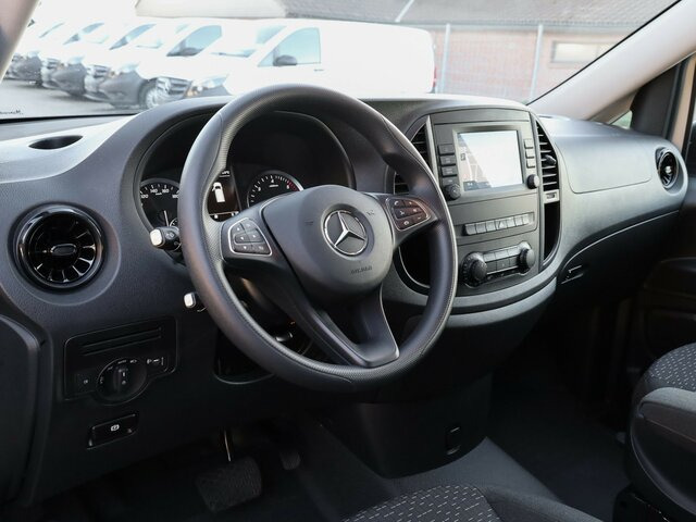 MERCEDES-BENZ Vito 114 TourerPro,Extralang,8Sitzer,Automatik... - Personentransporter: das Bild 5 MERCEDES-BENZ Vito 114 TourerPro,Extralang,8Sitzer,Automatik... - Personentransporter: das Bild 5