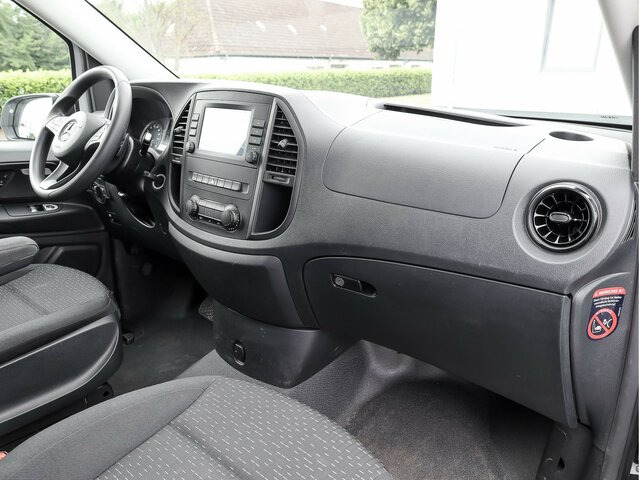 MERCEDES-BENZ Vito 114 TourerPro,Extralang,AMF Rollstuhlrampe - Kleinbus, Personentransporter: das Bild 4 MERCEDES-BENZ Vito 114 TourerPro,Extralang,AMF Rollstuhlrampe - Kleinbus, Personentransporter: das Bild 4