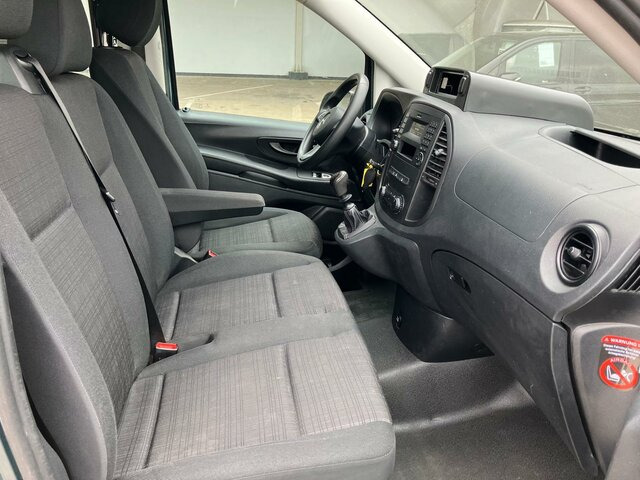 MERCEDES-BENZ Vito114 Mixto Extralang,Klima,Tempomat,Standhzg - Kleintransporter: das Bild 3 MERCEDES-BENZ Vito114 Mixto Extralang,Klima,Tempomat,Standhzg - Kleintransporter: das Bild 3
