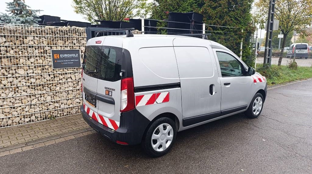 Dacia Dokker Transporter, Kastenwagen, Werkstattschränke - Kleintransporter: das Bild 3 Dacia Dokker Transporter, Kastenwagen, Werkstattschränke - Kleintransporter: das Bild 3