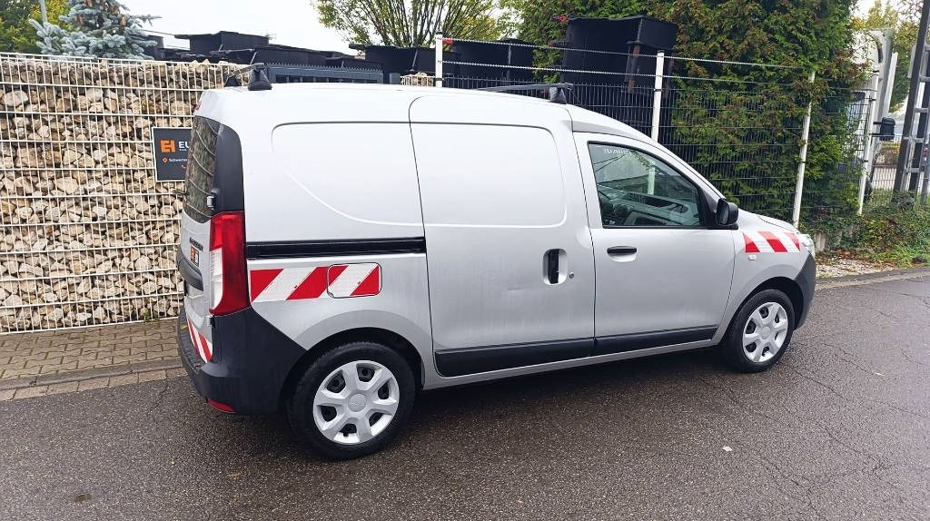 Dacia Dokker Transporter, Kastenwagen, Werkstattschränke - Kleintransporter: das Bild 4 Dacia Dokker Transporter, Kastenwagen, Werkstattschränke - Kleintransporter: das Bild 4