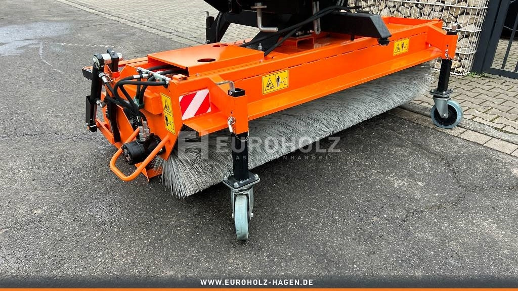 Kehrmaschine ZM2000 - Kehrbesen für Kommunal-/ Sonderfahrzeug: das Bild 4 Kehrmaschine ZM2000 - Kehrbesen für Kommunal-/ Sonderfahrzeug: das Bild 4