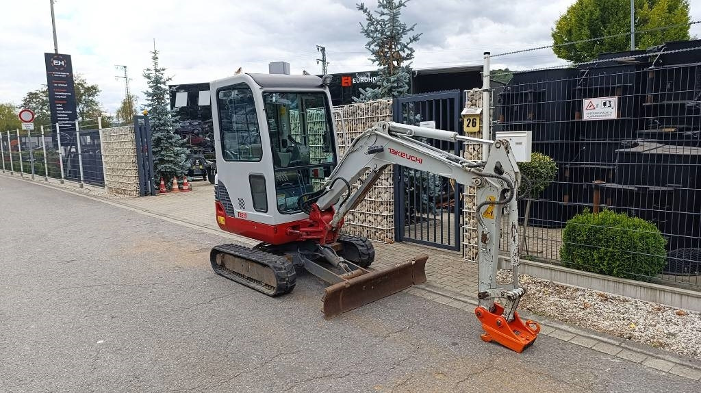 Takeuchi TB219, Minibagger mit neuem Schnellwechsler MS 03 - Minibagger: das Bild 3 Takeuchi TB219, Minibagger mit neuem Schnellwechsler MS 03 - Minibagger: das Bild 3