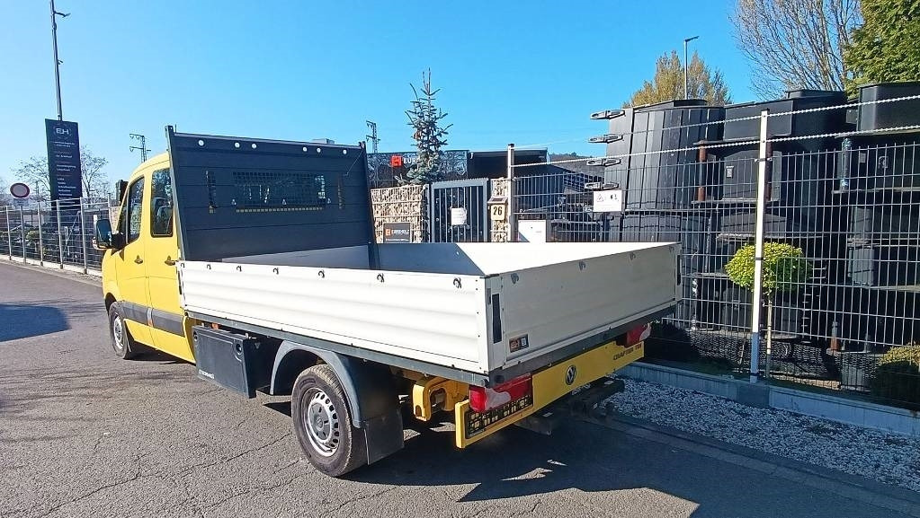 Volkswagen Crafter 2.0 Transporter Doka Pritsche Kasten AHK - Pritsche LKW: das Bild 3 Volkswagen Crafter 2.0 Transporter Doka Pritsche Kasten AHK - Pritsche LKW: das Bild 3