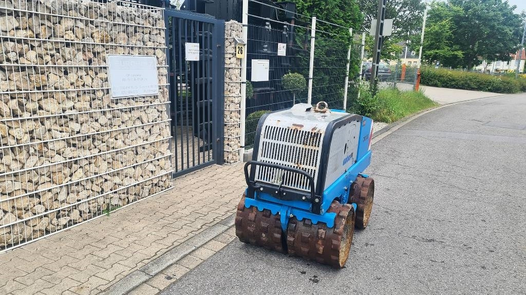 Weber TRC 86, Grabenwalze mit Fernbedienung, nur 101 Bh - Rüttelplatte: das Bild 4 Weber TRC 86, Grabenwalze mit Fernbedienung, nur 101 Bh - Rüttelplatte: das Bild 4