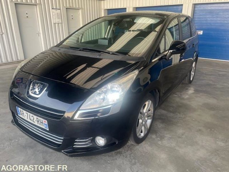 5008 PREMIUM 1.6 HDI 110cv 5 PLACES. 05/2010 . 255500 km - PKW: das Bild 1 5008 PREMIUM 1.6 HDI 110cv 5 PLACES. 05/2010 . 255500 km - PKW: das Bild 1