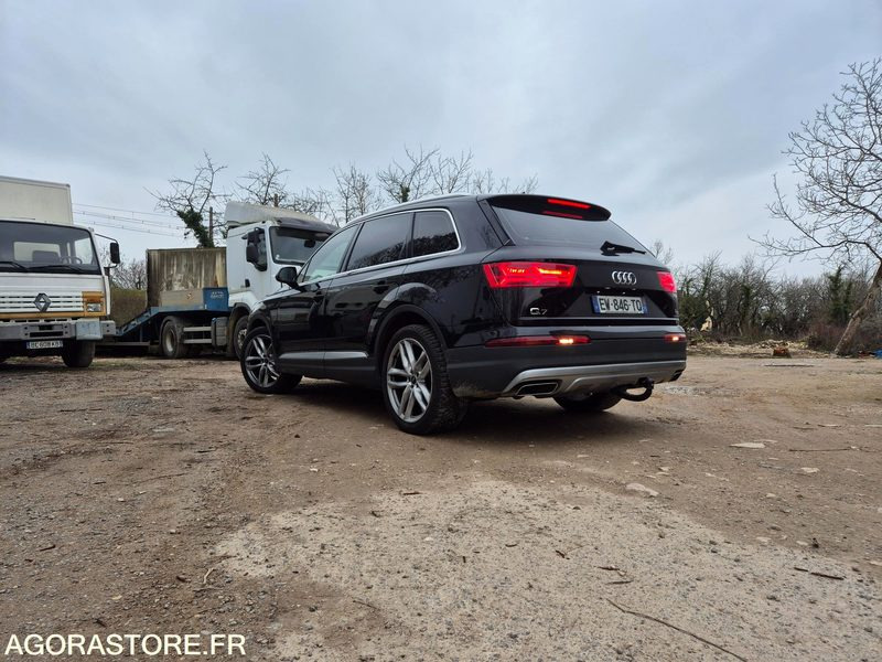 SUV/ Geländewagen AUDI Q7 V6 5 places - 2018 - 170 000km: das Bild 7