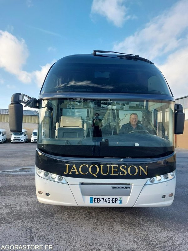 AUTOCAR NEOPLAN CITYLINER P16 L / 14M / 48+1+1+WC / 645008KM - Reisebus: das Bild 2 AUTOCAR NEOPLAN CITYLINER P16 L / 14M / 48+1+1+WC / 645008KM - Reisebus: das Bild 2