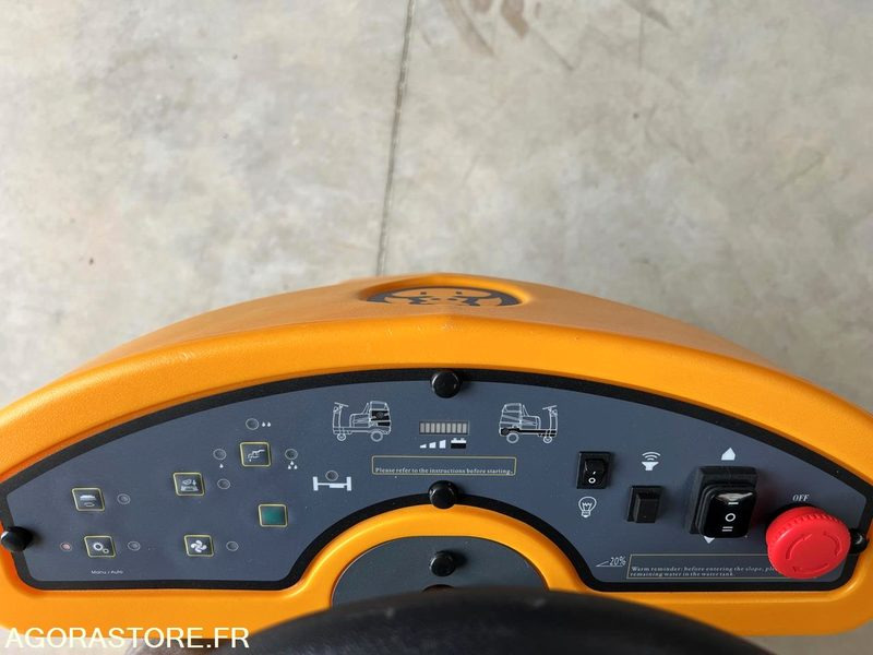 NEU: Scheuersaugmaschine Autolaveuse Hippo AR-X9 NEUVE: das Bild 6