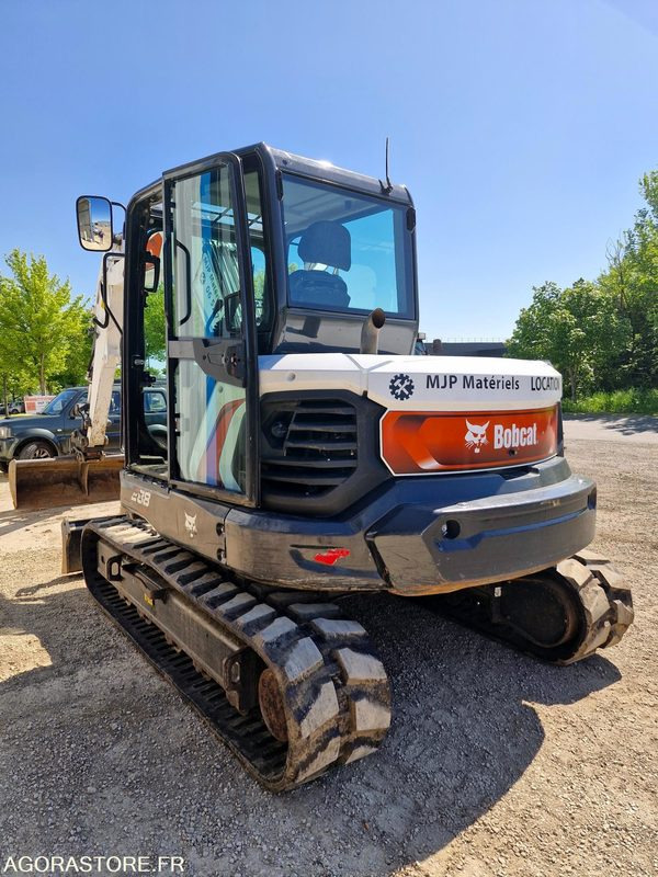 BOBCAT E88 2023 1350h avec godet TILT - Minibagger: das Bild 3 BOBCAT E88 2023 1350h avec godet TILT - Minibagger: das Bild 3