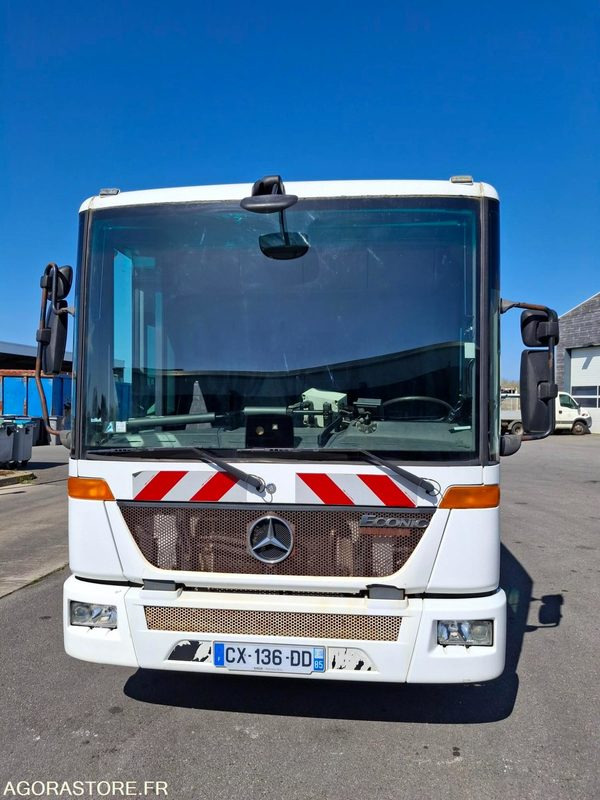 BOM Mercedes Econic 243135 kms 2013 - Müllwagen: das Bild 1 BOM Mercedes Econic 243135 kms 2013 - Müllwagen: das Bild 1