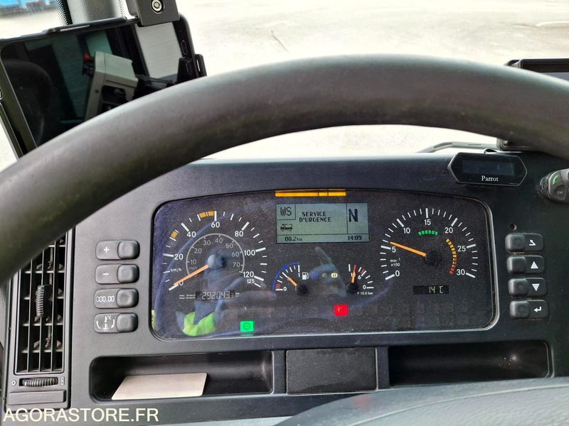 BOM Mercedes Econic 292045 kms 2013 - Müllwagen: das Bild 4 BOM Mercedes Econic 292045 kms 2013 - Müllwagen: das Bild 4