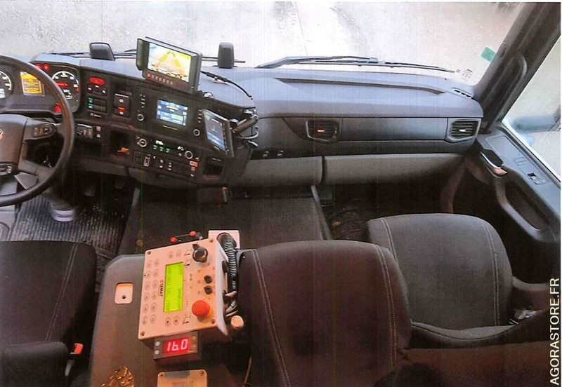 BOM SCANIA L340 71926 kms 2021 GNV - Müllwagen: das Bild 5 BOM SCANIA L340 71926 kms 2021 GNV - Müllwagen: das Bild 5