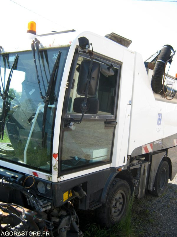 Balayeuse SCHMIDT Cleango 500 - Kehrmaschine: das Bild 1 Balayeuse SCHMIDT Cleango 500 - Kehrmaschine: das Bild 1