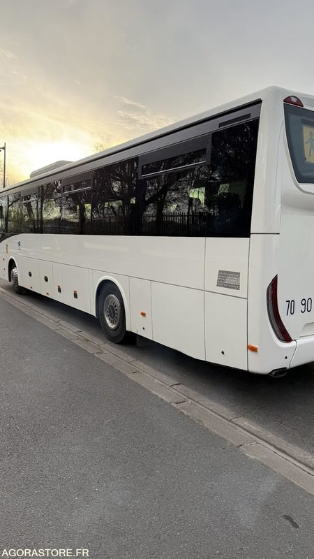 IVECO CROSSWAY CAR SCOLAIRE - 103 000 km - 2015 - Bus: das Bild 4 IVECO CROSSWAY CAR SCOLAIRE - 103 000 km - 2015 - Bus: das Bild 4