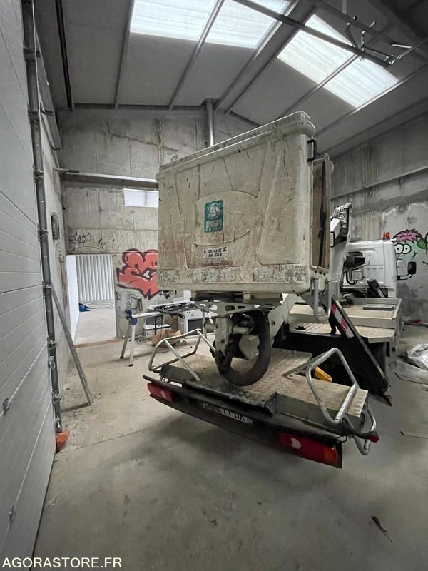 CAMION NACELLE NISSAN IMER P18T12 28740 KM 2015 - LKW mit Arbeitsbühne: das Bild 2 CAMION NACELLE NISSAN IMER P18T12 28740 KM 2015 - LKW mit Arbeitsbühne: das Bild 2