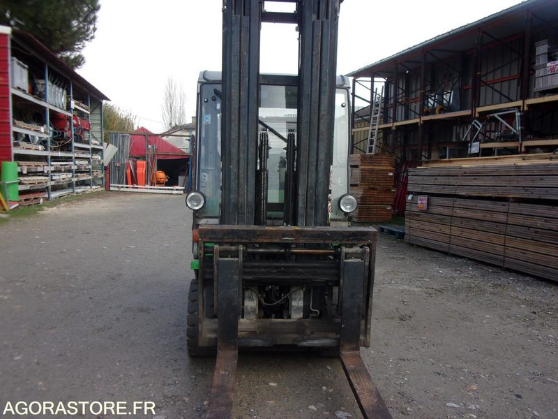 Elektrostapler CHARIOT ÉLÉVATEUR 3 TONNES POSITIONNEUR DE FOURCHES  ELECTRIQUE CESAB: das Bild 16