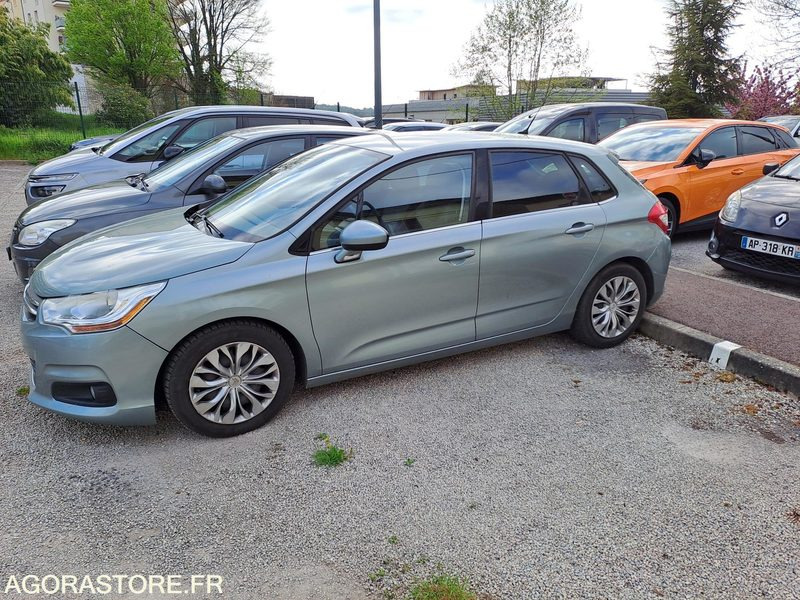 CITROEN C4 GRISE - PKW: das Bild 2 CITROEN C4 GRISE - PKW: das Bild 2