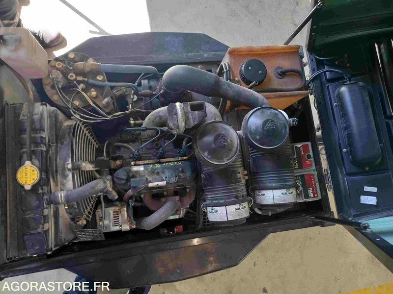 COMPRESSEUR DE CHANTIER S35 SULLAIR - 2001 - 197H -FONCTIONNEL VENDU DANS L ETAT - Luftkompressor: das Bild 5 COMPRESSEUR DE CHANTIER S35 SULLAIR - 2001 - 197H -FONCTIONNEL VENDU DANS L ETAT - Luftkompressor: das Bild 5
