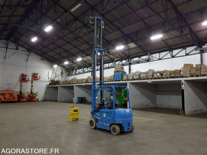 Chariot élévateur ELEC 2.5T Triplex 5,5M NISSAN QO2L25 - Elektrostapler: das Bild 1 Chariot élévateur ELEC 2.5T Triplex 5,5M NISSAN QO2L25 - Elektrostapler: das Bild 1