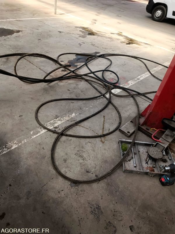 DISTRIBUTEUR HUILE VIDANGE TUYAU 30M POUR STOCKAGE A DISTANCE - Werkzeug/ Gerät: das Bild 4 DISTRIBUTEUR HUILE VIDANGE TUYAU 30M POUR STOCKAGE A DISTANCE - Werkzeug/ Gerät: das Bild 4