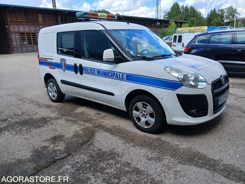 FIAT DOBLO C.1.3MTJ - Kleintransporter: das Bild 2 FIAT DOBLO C.1.3MTJ - Kleintransporter: das Bild 2