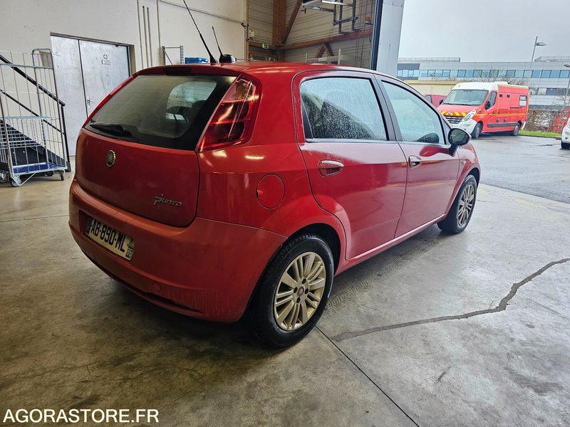 FIAT PUNTO 180566kms 2009 - AB890ML - PKW: das Bild 3 FIAT PUNTO 180566kms 2009 - AB890ML - PKW: das Bild 3